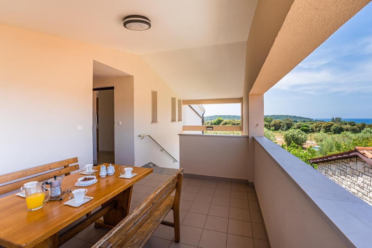 Apartmani Mirela Banjole Exterior photo